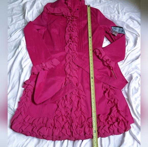 ๐๏ธ Samuel Dong Stunning Fuchsia Ruffled Lined Jacket - Picture 14 of 16